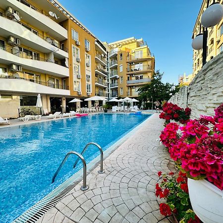 Blue Marine - Daneli Apartment Слънчев бряг Екстериор снимка